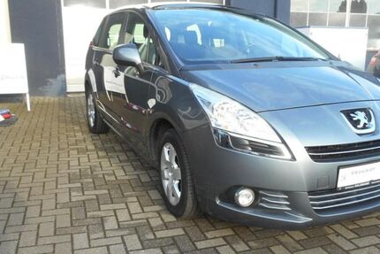 Peugeot 5008 65.000 km 8.990 € Rosenthal 35119