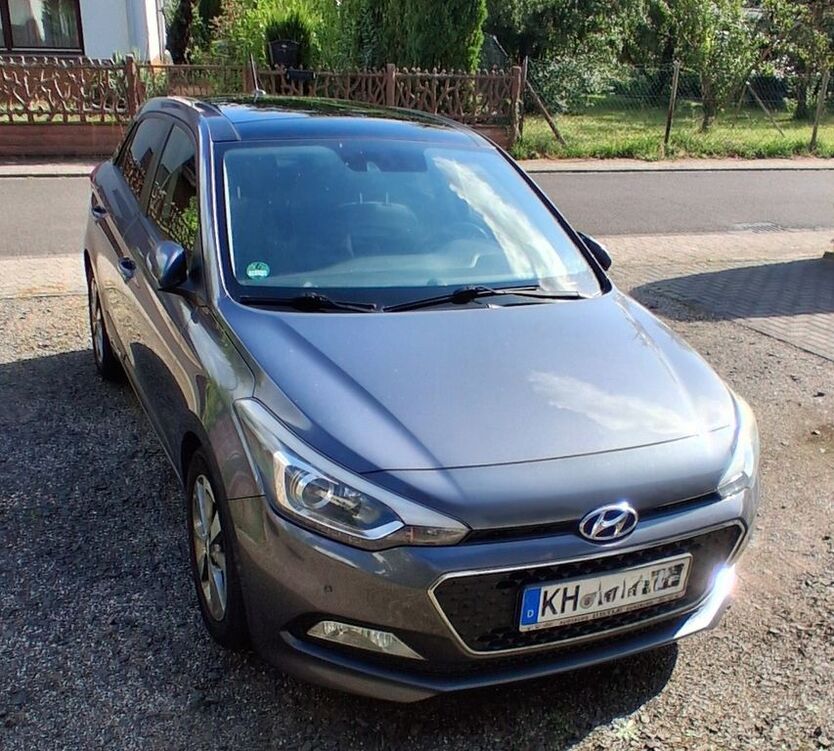 i20