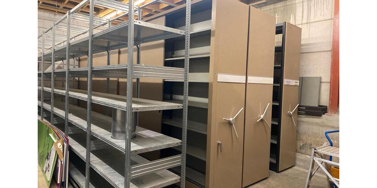 Lagerraum + über 300qm Regalfläche zimmer