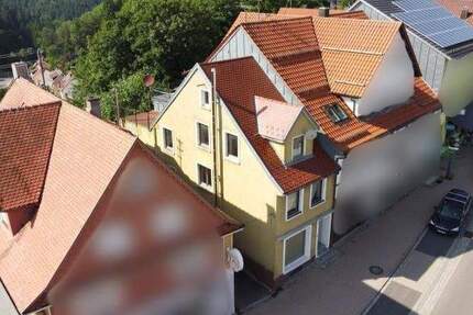 Haus Meßstetten - 5 Zimmer, 140 m&sup2;, 149.000&euro; | Angebot:25742369