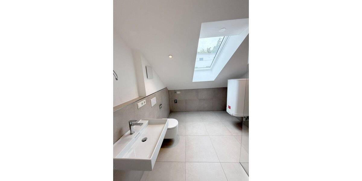 Etagenwohnung Schwandorf - 3 Zimmer, 72 m&sup2;, 864&euro; | Angebot:26871435