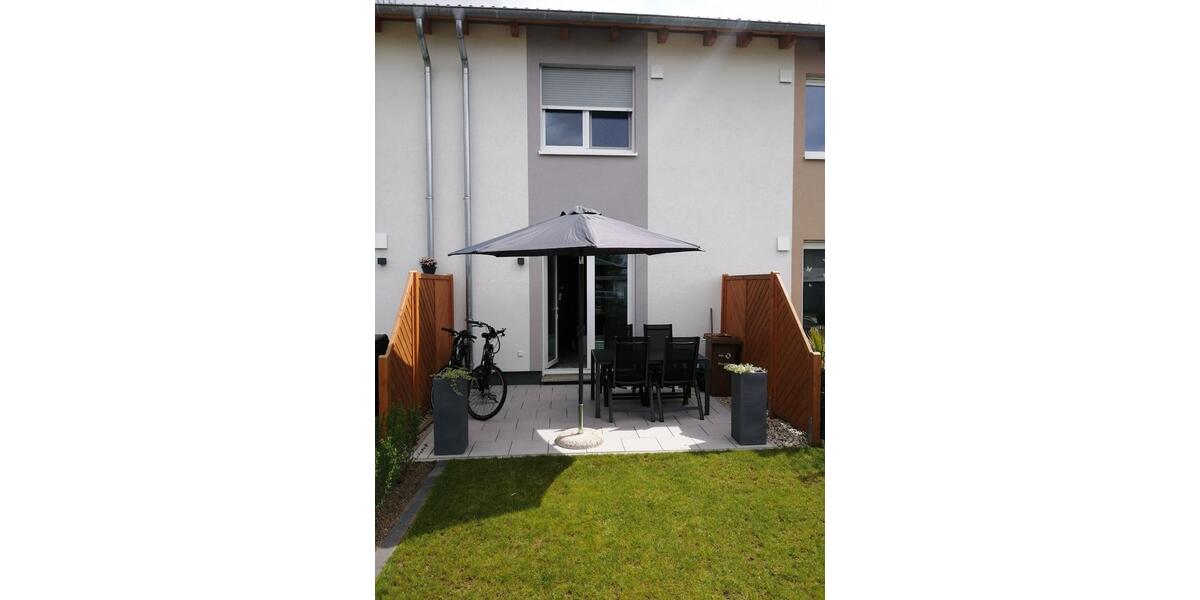 Reihenhaus Bernau bei Berlin - 3 Zimmer, 80 m&sup2;, 1.250&euro; | Angebot:25391806