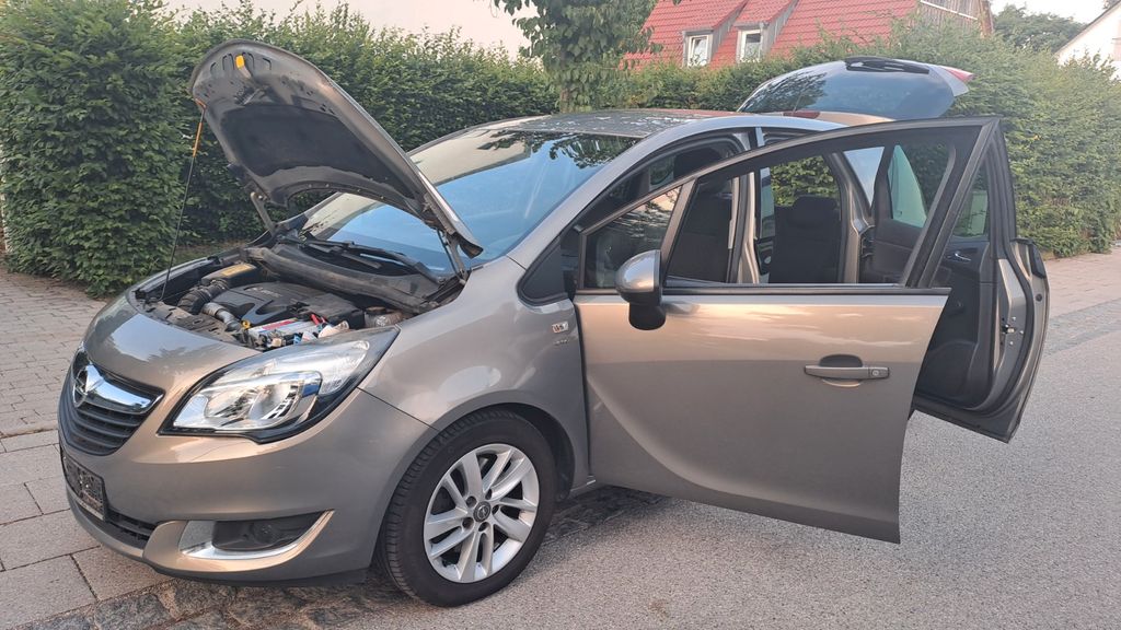 Opel Meriva 112.000 km 3.999 &euro; München 81737