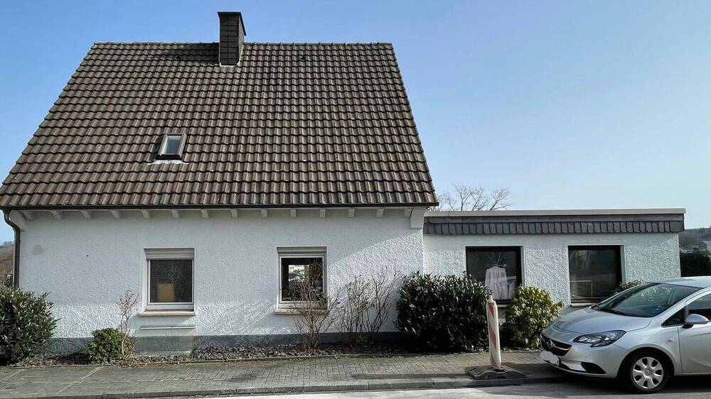 Einfamilienhaus Olpe - 7 Zimmer, 134 m&sup2;, 340.000&euro; | Angebot:26289935