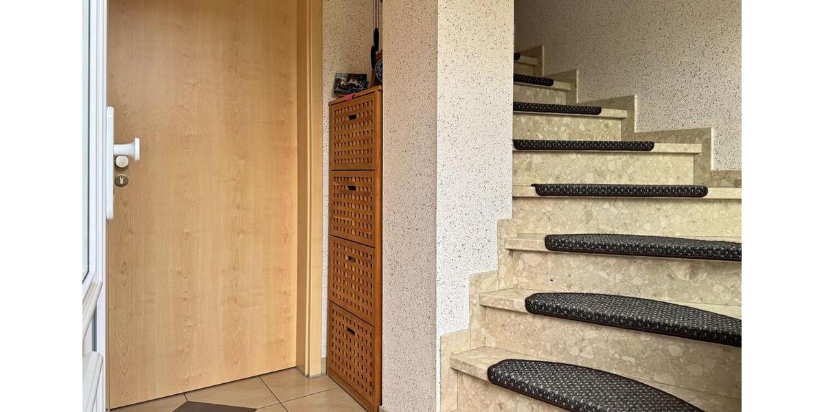 Dachgeschoßwohnung Wiesmoor - 3 Zimmer, 78 m&sup2;, 675&euro; | Angebot:26533827