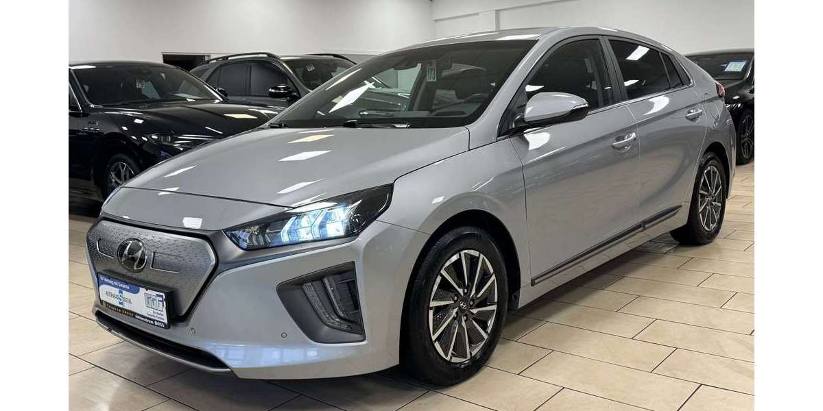 Hyundai IONIQ 58.329 km 18.400 € Bonn 53227