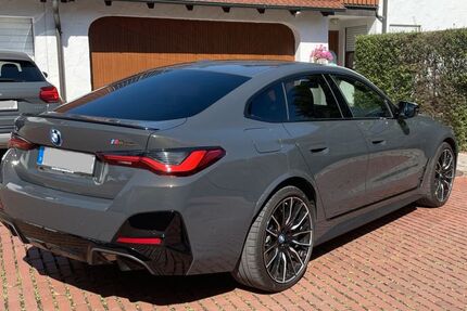 BMW i4 26.000 km 52.900 &euro; Garching 85748