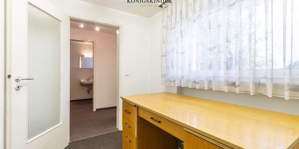 Einfamilienhaus Wernau - 8 Zimmer, 255 m&sup2;, 790.000&euro; | Angebot:25210817