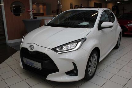 Toyota Yaris 14.200 km 18.890 € Paderborn 33104