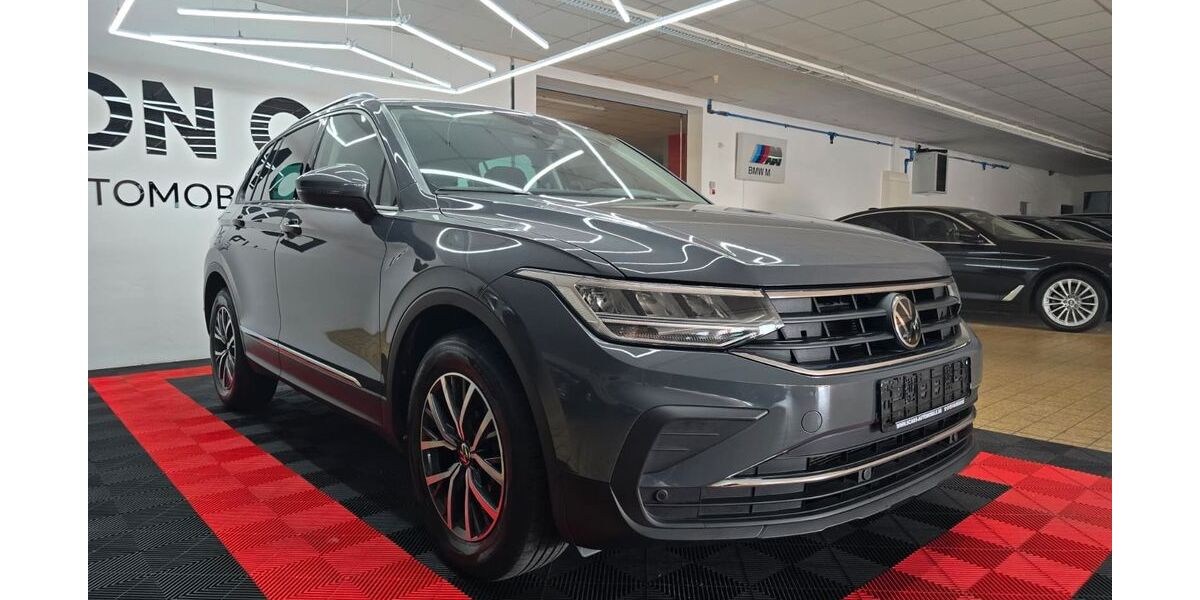 VW Tiguan 106.000 km 25.490 &euro; Leingarten 74211