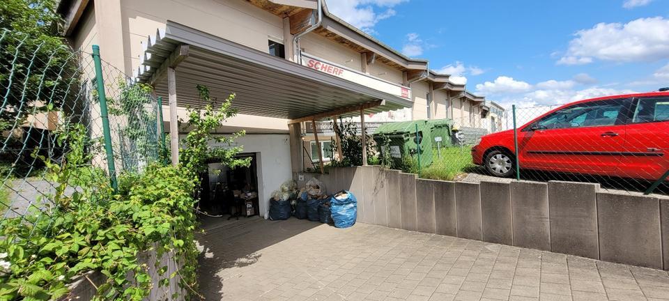 PROVISIONSFREI: 700m² Halle ideal für Lager, leichte Produktion o.ä.