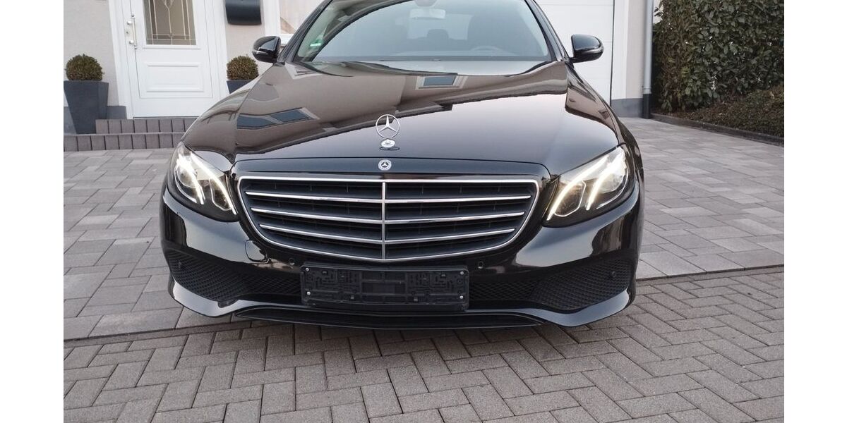 Mercedes-Benz E 220 86.950 km 25.800 &euro; Grünberg 35305