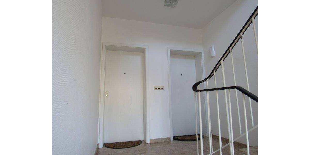 Etagenwohnung Gotha Siebleben - 3 Zimmer, 70 m&sup2;, 99.000&euro; | Angebot:23967027