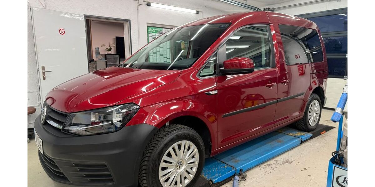 VW Caddy 138.786 km 10.990 &euro; Kastl 84556
