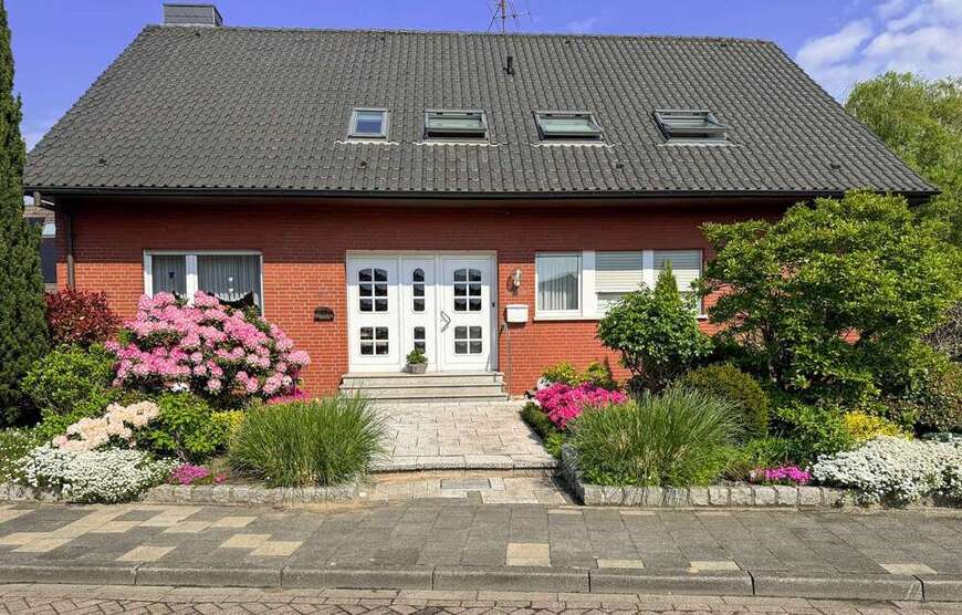 Haus zum Kaufen in Rheine 419.000 € 241.44 m²