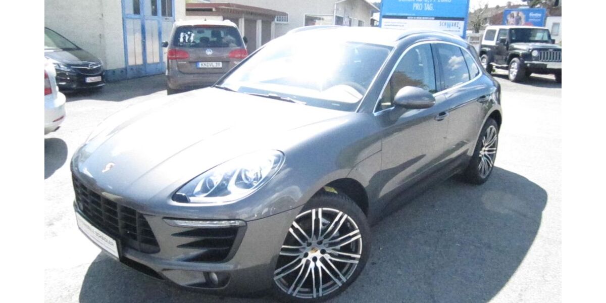 Porsche Macan 158.000 km 28.900 &euro; Stockach 78333