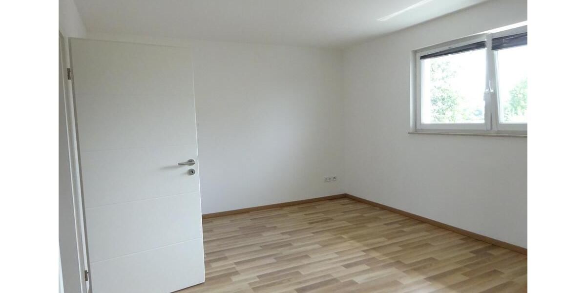 Reihenhaus Delitzsch - 5 Zimmer, 142 m&sup2;, 1.499&euro; | Angebot:26129553