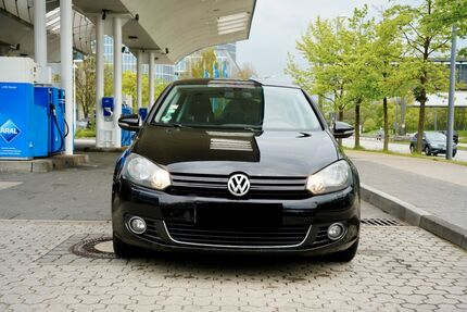 VW Golf 325.000 km 4.000 &euro; München 80539