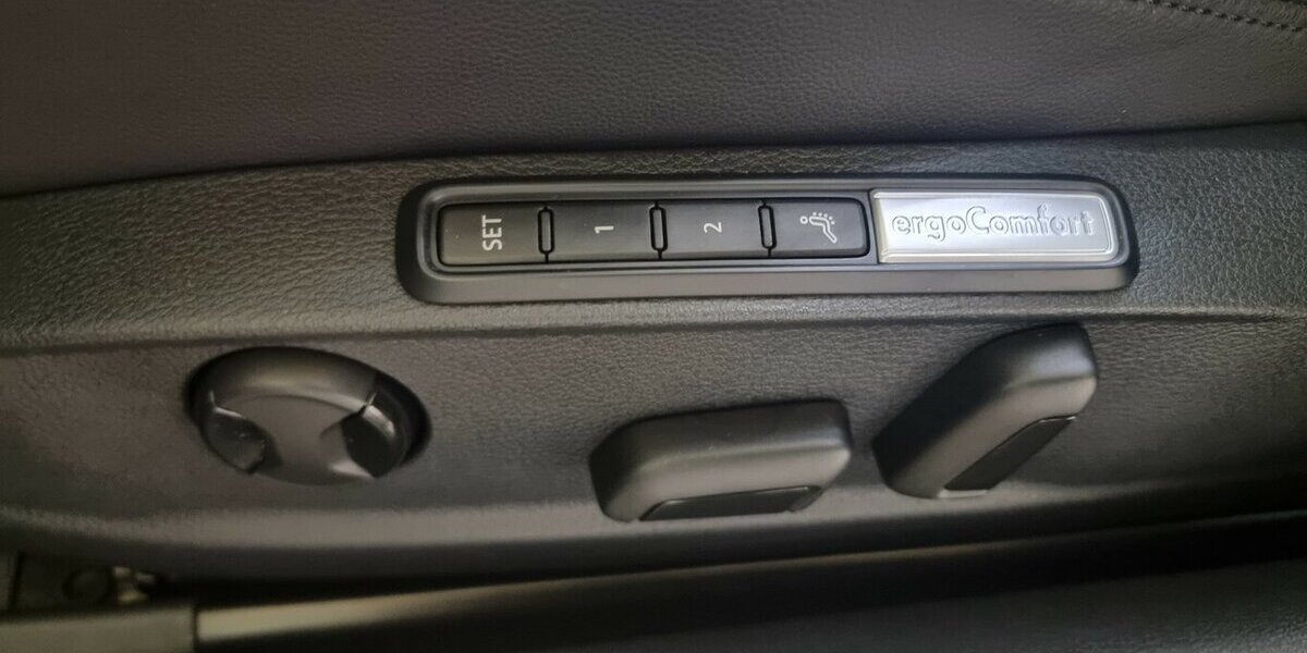 VW Passat Highline 4M LED ACC APP AHK Standheizung 112.600 km 23.750 &euro; Garrel 49681