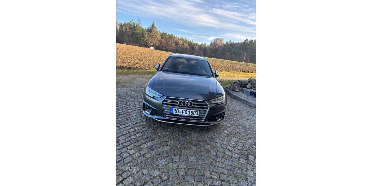 Audi S4 82.268 km 33.000 &euro; Amerang 83123