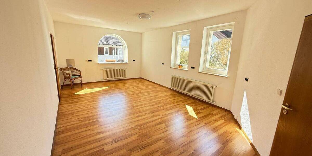 Einfamilienhaus Bad Waldsee - 7 Zimmer, 259 m&sup2;, 979.000&euro; | Angebot:26607075