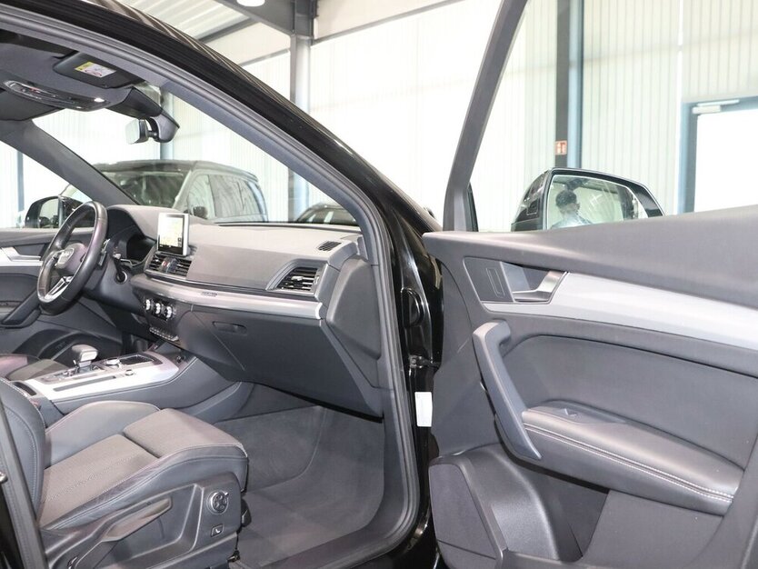 Audi Q5 40 TDI QUATTRO S-LINE SPORT BLACK / PANORAMA 192.000 km 24.111 € Hamm 59077