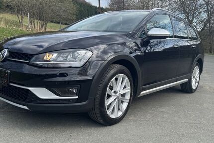VW Golf 156.000 km 14.900 &euro; Winterberg 59955