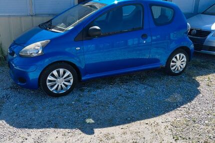 Toyota Aygo (X) 160.000 km 750 &euro; München 80999