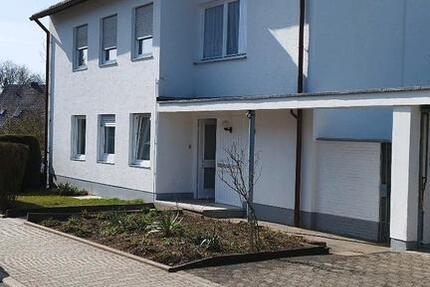 Haus Petersberg - 12 Zimmer, 240 m&sup2;, 694.000&euro; | Angebot:25805375