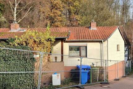 Haus zum Kaufen in Gleichen-Benniehausen 77.000 € 90 m² 3 zimmer