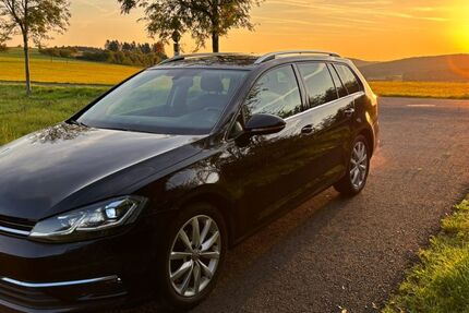 VW Golf 114.000 km 15.900 € Hillesheim 54576