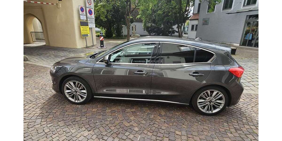 Ford Focus 49.500 km 18.800 &euro; Aichach 86551