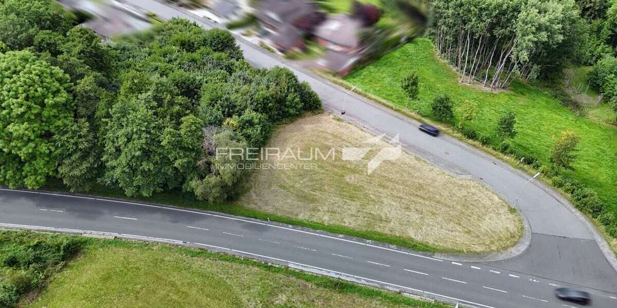 Grundstück Netphen / Hainchen Hainchen - 65.000&euro; | Angebot:24256162