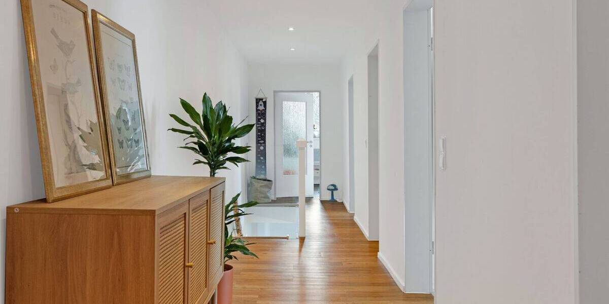 Etagenwohnung Hannover Linden-Süd - 5 Zimmer, 165 m&sup2;, 696.000&euro; | Angebot:26106373