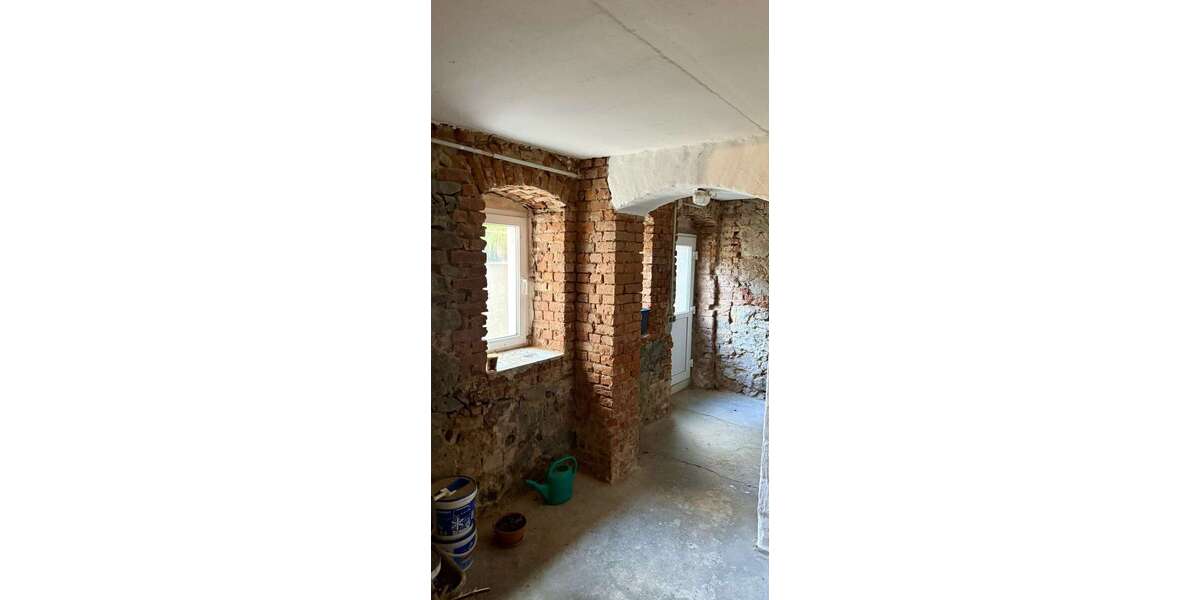 Kapitalanlage mit 5,5% Bruttomietrendite - MFH in Riesa mit sechs Wohn- und zwei Gewerbeeinheiten! - Mehrfamilienhaus, Wohnhaus Riesa Neuweida | Angebot:25294296