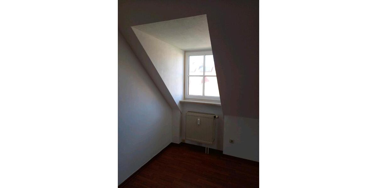 Dachgeschoßwohnung Freising Am Vogelherd - 1 Zimmer, 31 m&sup2;, 225.000&euro; | Angebot:27114704