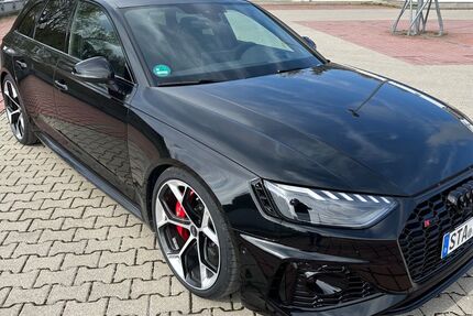 Audi RS4 6.820 km 77.900 &euro; Pöcking 82343