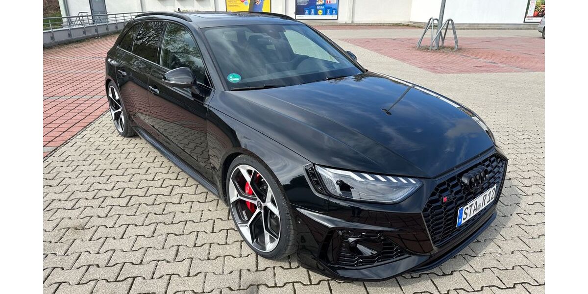 Audi RS4 6.820 km 77.900 &euro; Pöcking 82343