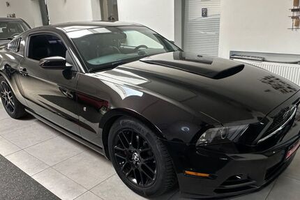 Ford Mustang 156.000 km 15.499 &euro; Schwerte 58239