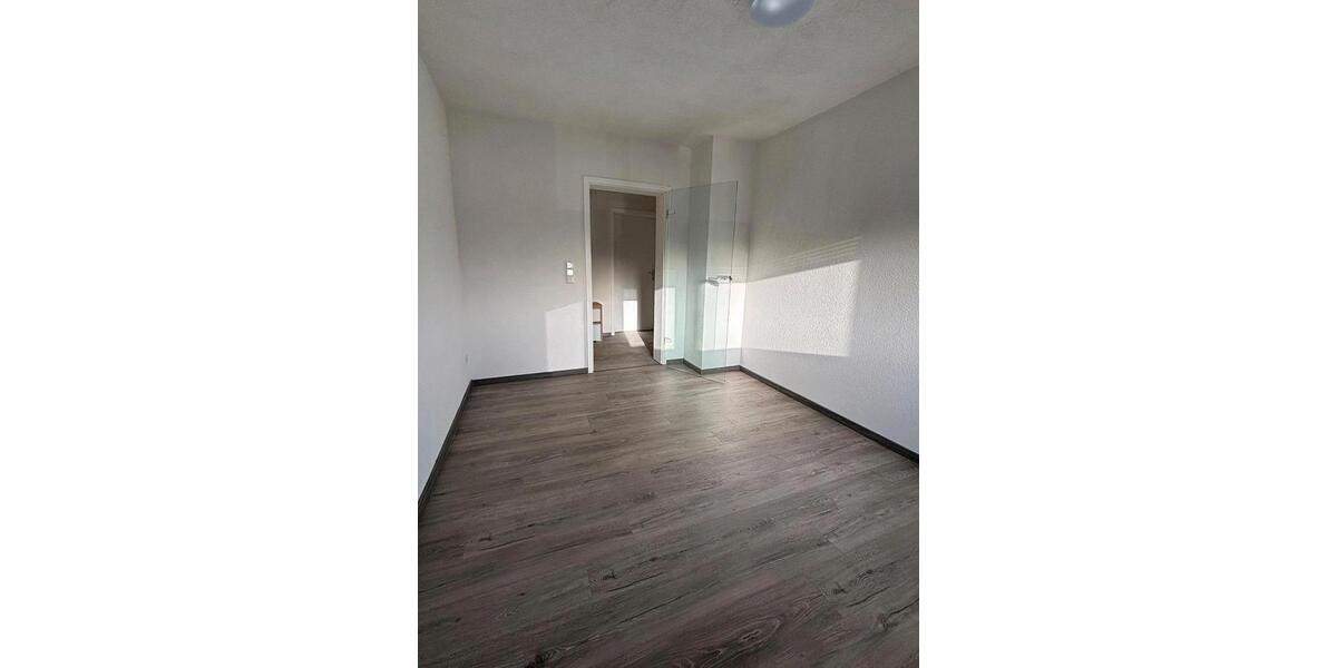 Etagenwohnung Wolfhagen - 4 Zimmer, 94 m&sup2;, 850&euro; | Angebot:26412959