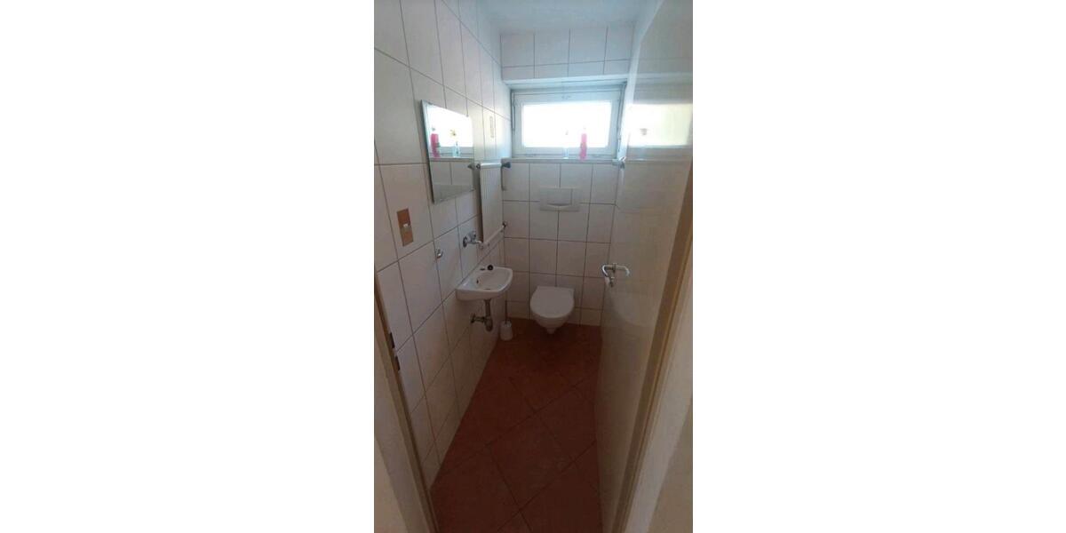 Erdgeschoßwohnung Ingolstadt Nordost - 7 Zimmer, 10 m&sup2;, 345&euro; | Angebot:26272771