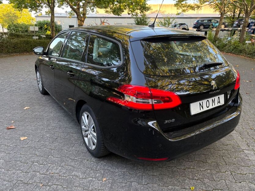 Peugeot 308 178.771 km 7.616 € Frankfurt am Main 60389