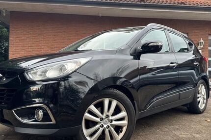 Hyundai ix35 159.000 km 7.990 &euro; Hamburg 22175