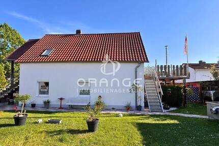 *** Kelheim: Familienhaus mit großem Garten, PV & Raum für Ihre Ideen mit Ausbaupotenzial *** 3 zimmer