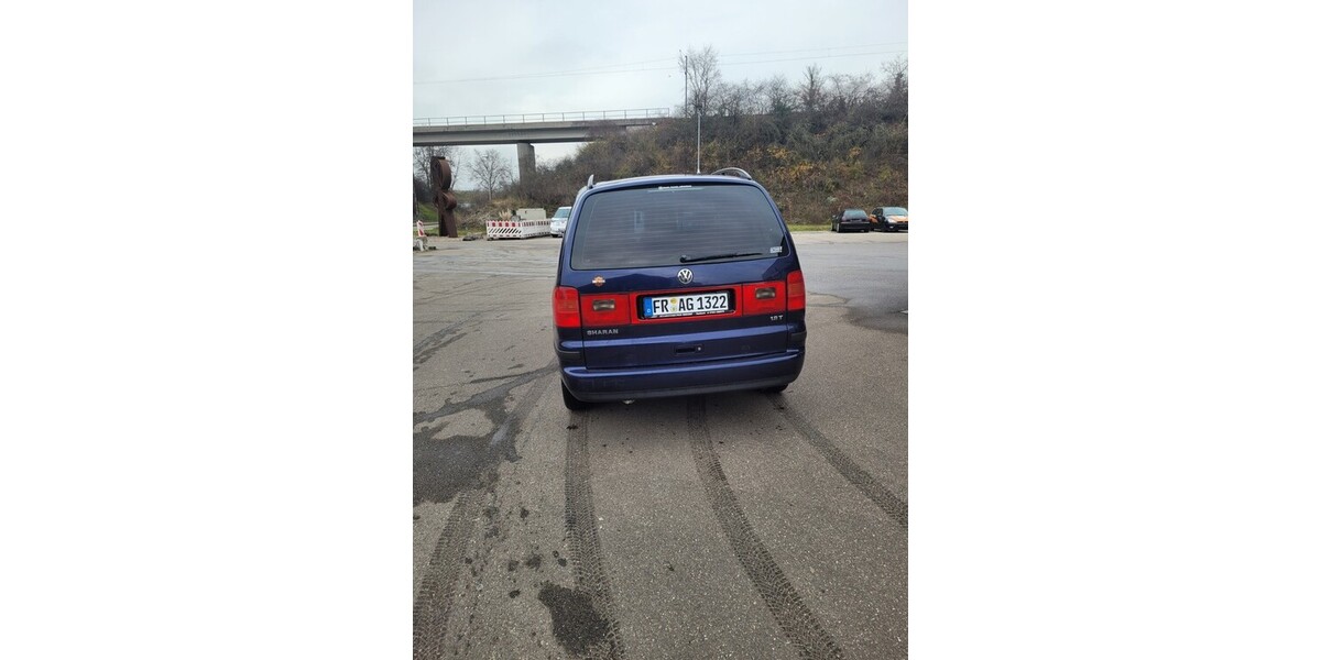 VW Sharan 127.000 km 1.650 &euro; Neuenburg am Rhein 79395