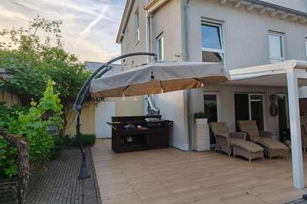 Haus Hofheim - 5 Zimmer, 153 m&sup2;, 975.000&euro; | Angebot:26494121