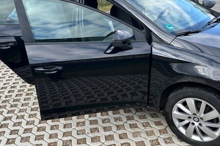 Seat Leon 210.988 km 5.700 &euro; Dahlem 53949