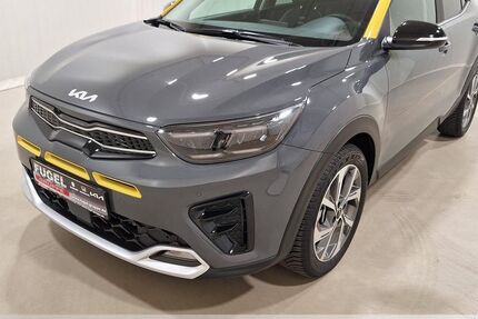 Kia Stonic 8.800 km 19.499 &euro; Dresden 01157