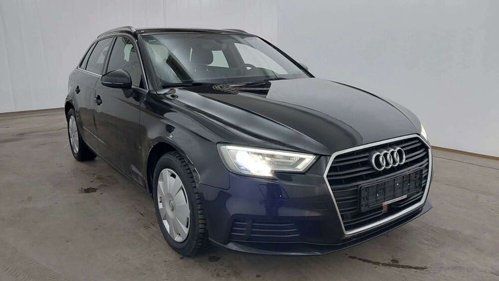 Audi A3 98.900 km 16.800 &euro; Stolzenau 31592