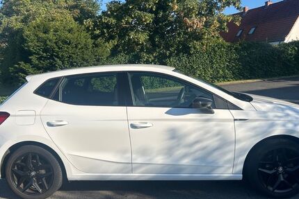 Seat Ibiza 49.500 km 12.900 &euro; Bad Sooden-Allendorf 37242